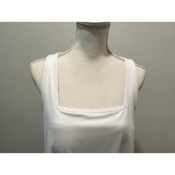 ID Ideology Womens Plus Sz 1X Tennis Dress White Workout Stretch Built In Shorts - Picture 4 of 8